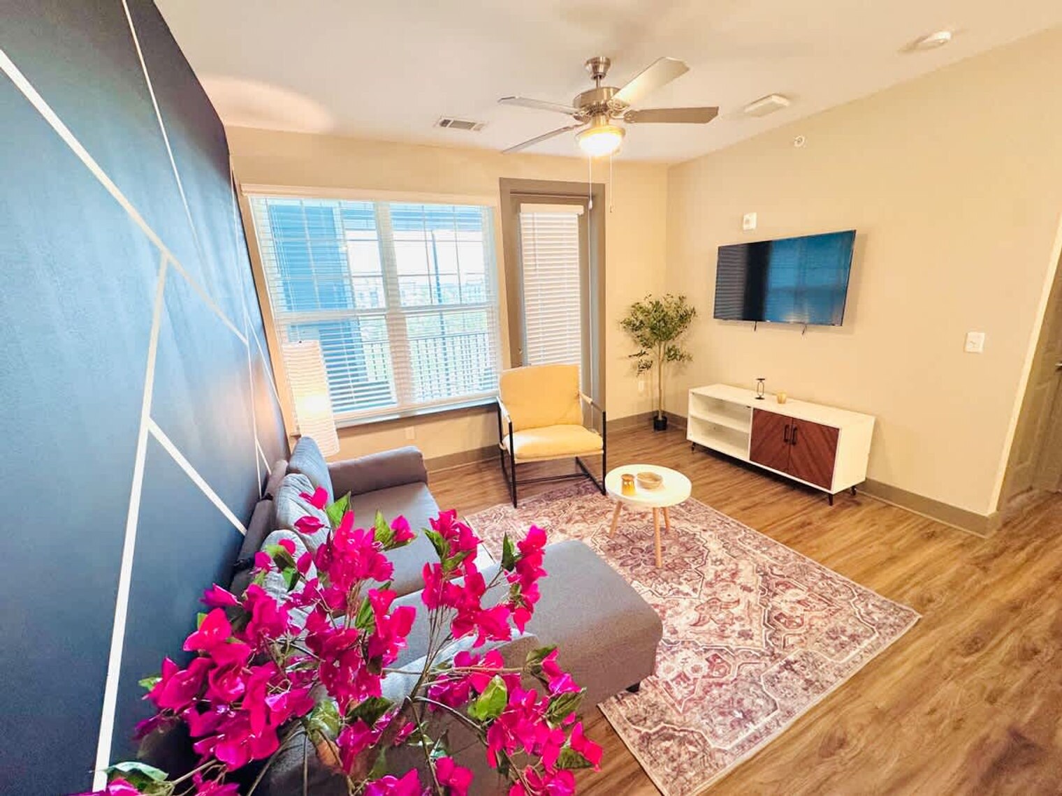 Building Photo - 9268 Vintage Hills Way