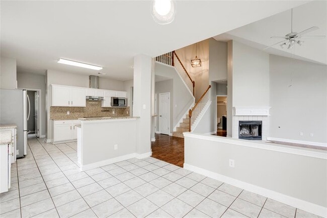Building Photo - 8106 Longdraw Dr
