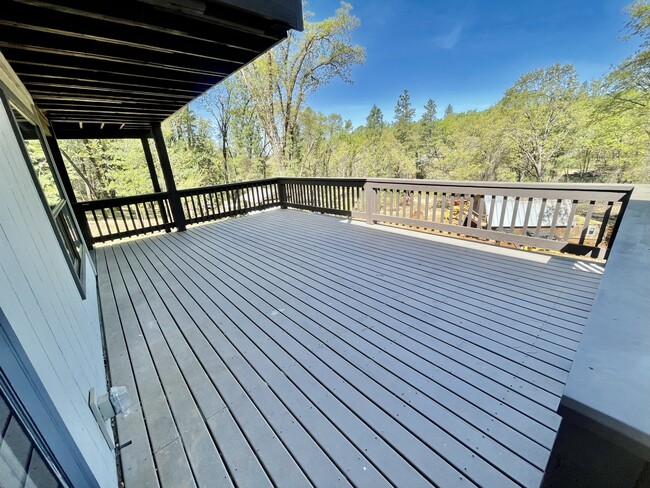 Building Photo - 13232 Rocky Ln