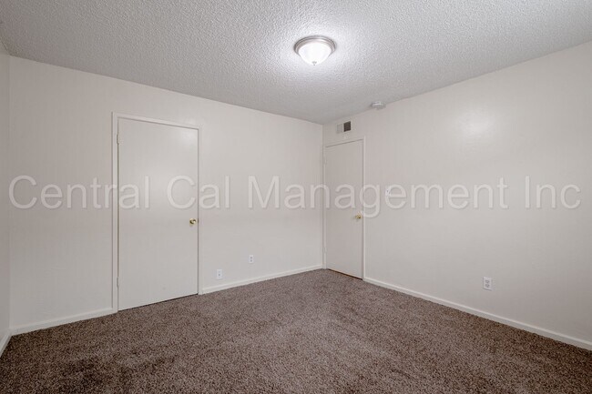 Building Photo - 808 Pershing St