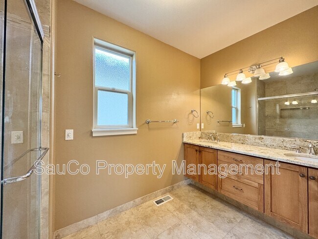 Building Photo - 16847 SW Tempest Way