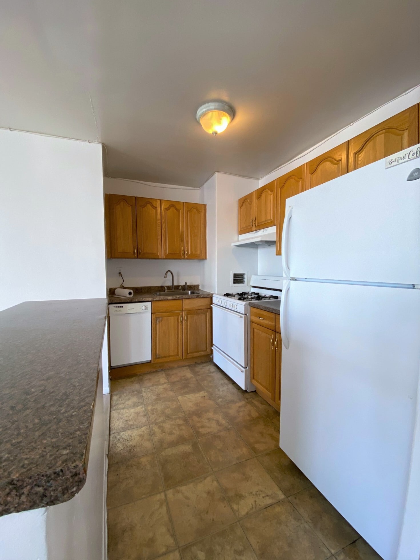 Building Photo - 135 Montgomery St