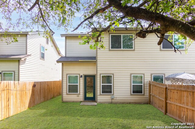 Building Photo - 11111 Belair Dr