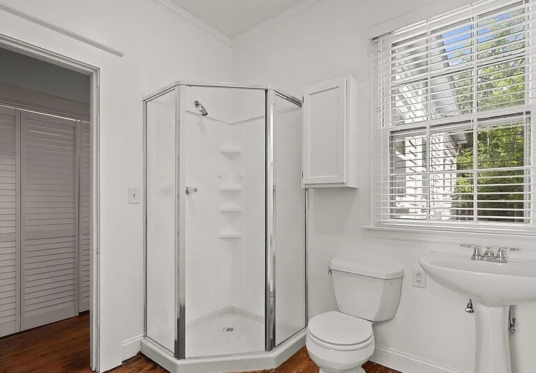 Bathroom 2 - 1904 Wolcott Ave