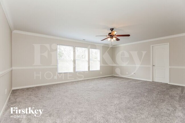 Building Photo - 14008 Lawrence Farm Ln