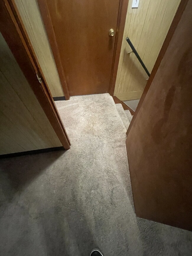 Building Photo - 149 Parkwood Rd