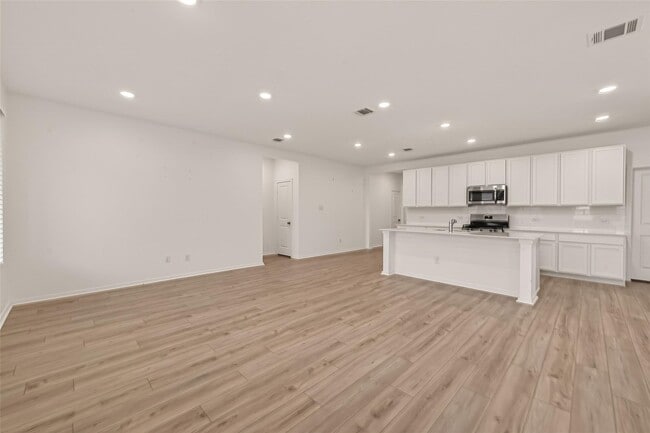Building Photo - 3023 Ruby Rdg Dr