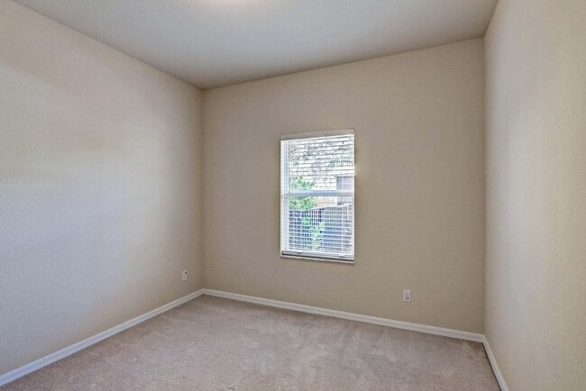 Building Photo - 4568 Willow Basin Wy