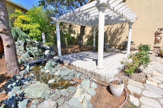 Building Photo - 4988 Amina Fair Way