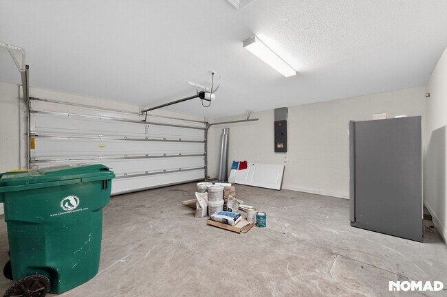 Building Photo - 18118 Sullivan Ave