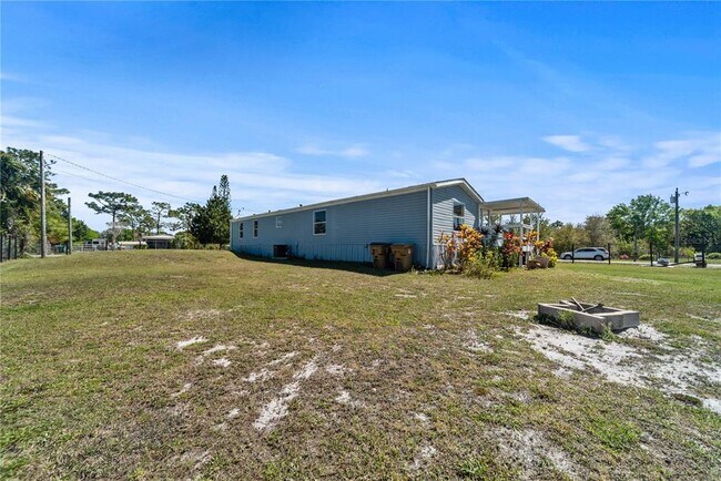 Building Photo - 9165 Atlas Dr