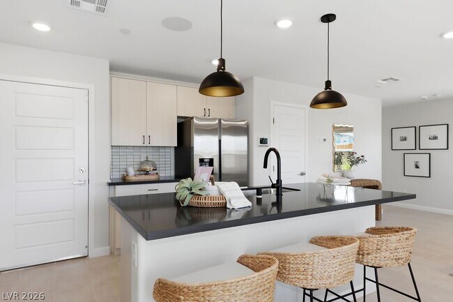 Building Photo - 913 Cadence Vw Wy