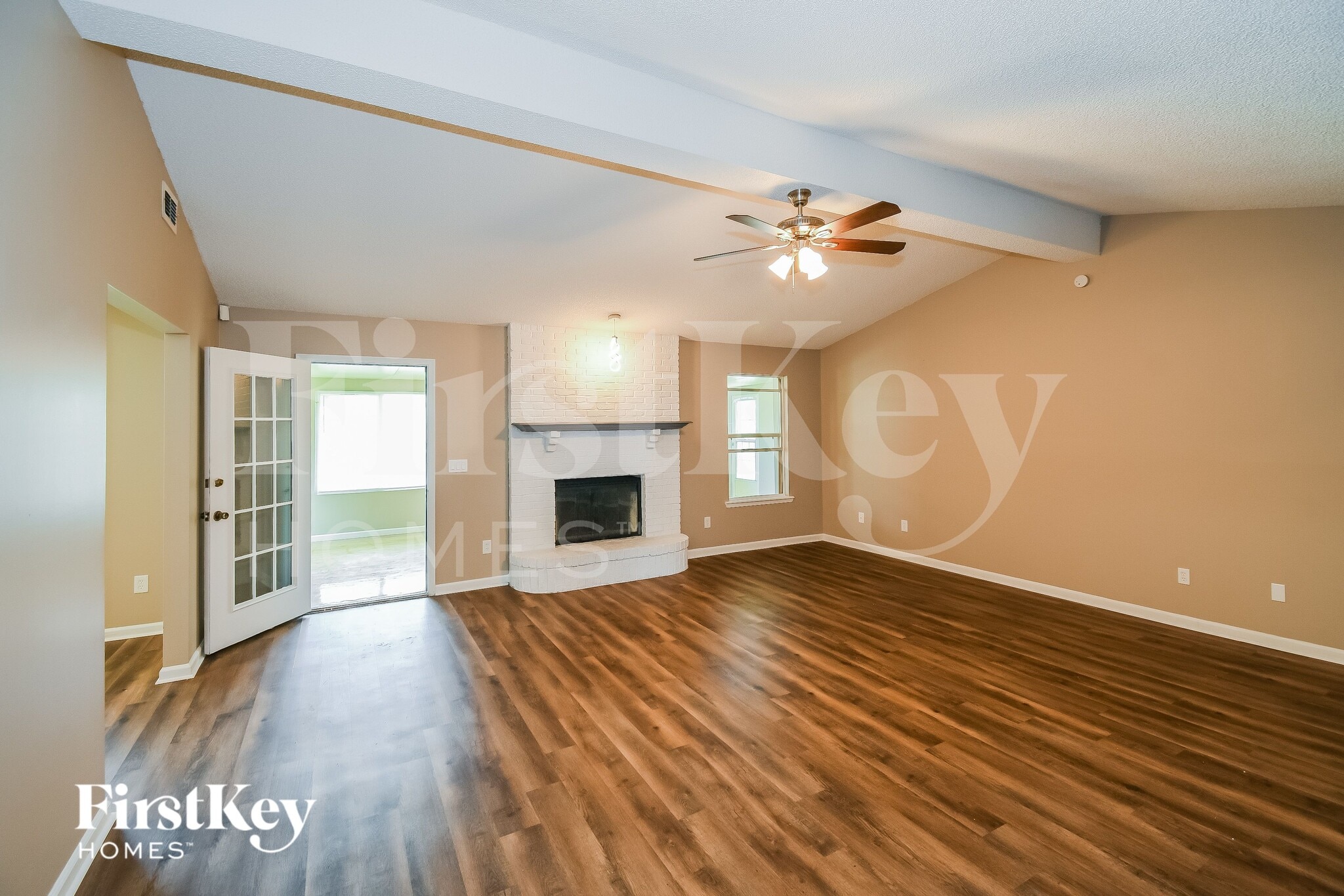 Building Photo - 10885 Copper Hill Dr