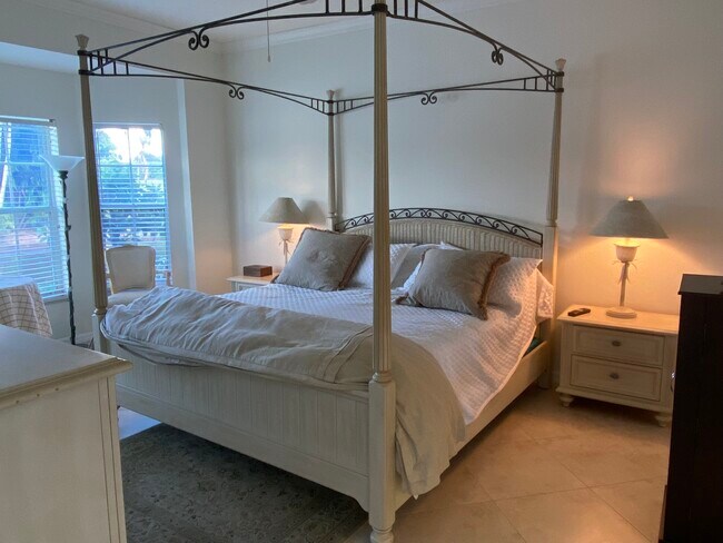 Building Photo - 3576 Windjammer Cir