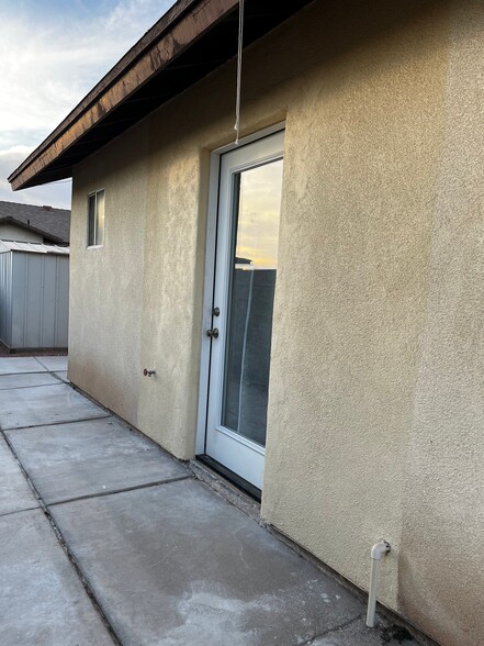 Building Photo - 759 Hill Ave