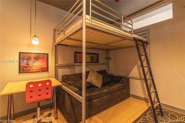 Building Photo - 500 Three Islands Boulevard