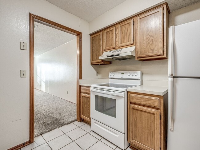 Building Photo - Charming 2 bed 2 bath duplex in Norman