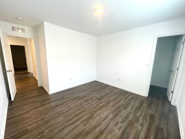 Building Photo - Newer Construction Home!