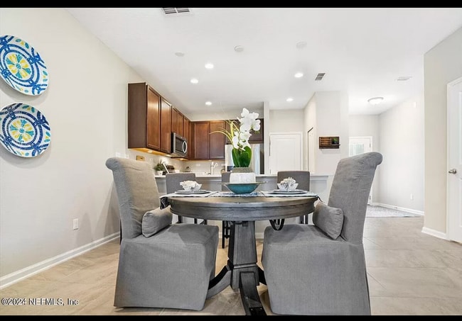 Building Photo - 12926 Ludo Rd