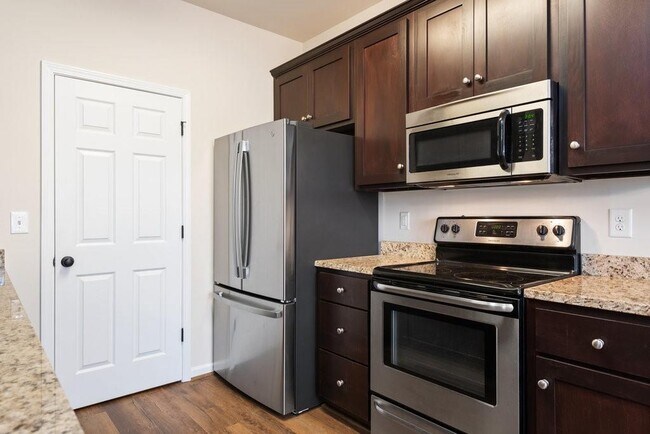 Building Photo - 154 Cypress Ct