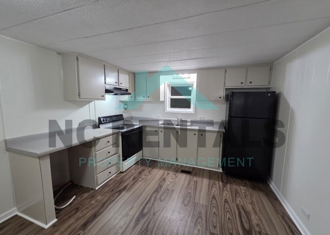 Building Photo - 7100 Tipton Dr