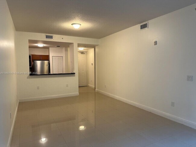 Building Photo - 652 NE 63rd St