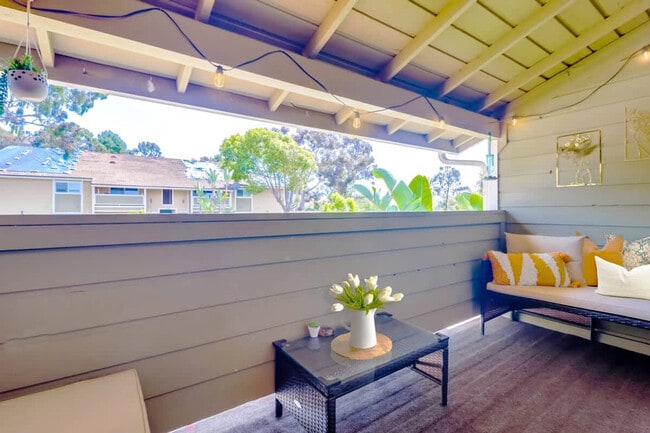 Building Photo - 524 Telegraph Canyon Rd