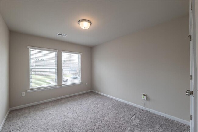 Building Photo - 2205 Apollo Pl