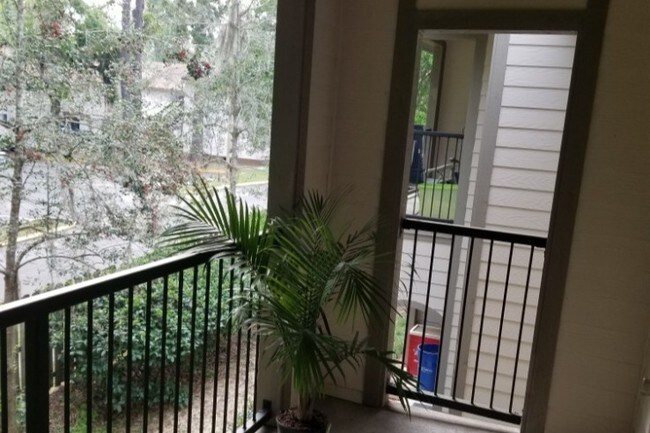 Guest Balcony3 - 237 SE 16th Ave