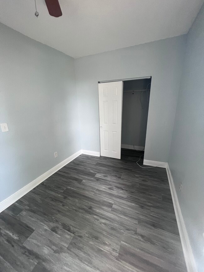 Building Photo - 3649 Haines Rd N