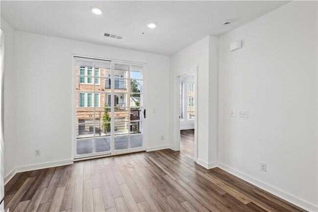 Building Photo - 432 Burton Dr