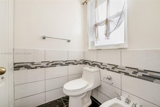 Building Photo - 1158 NW 135th Ct