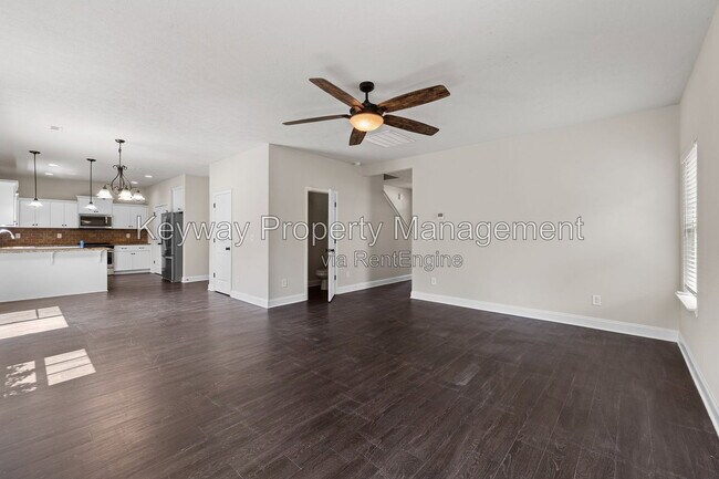 Building Photo - 135 Beallwood Dr