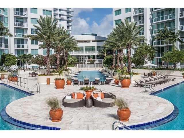 Building Photo - 244 Biscayne Blvd