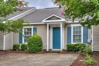 Building Photo - 521 Southern Hills Dr