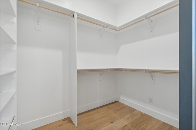 Building Photo - 3125 N 86th Pl