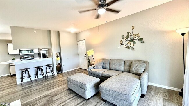 Building Photo - 6481 Aragon Way