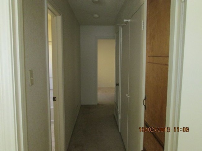 Building Photo - 208 Sorrell Dr