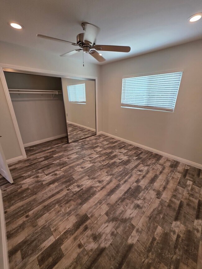 Building Photo - MOVE IN SPECIAL!!! $2,397 FOR FIRST THREE ...