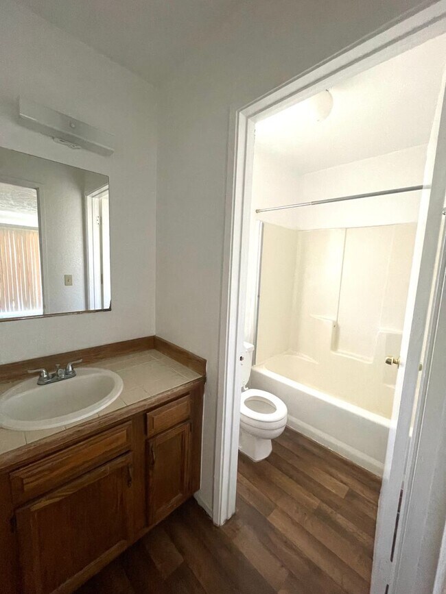 Building Photo - 74077 Cactus Dr