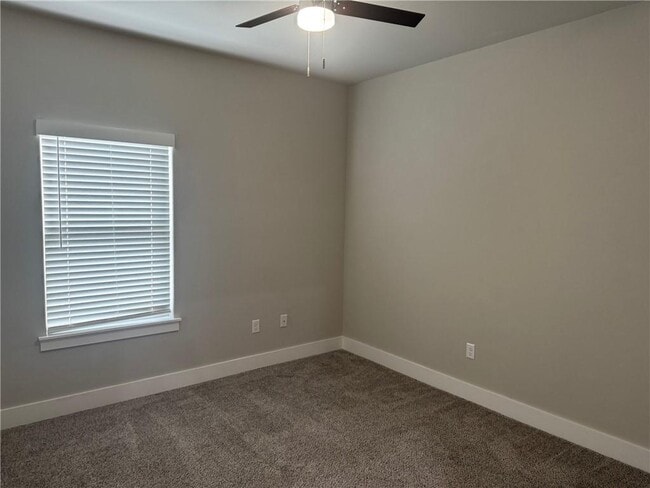 Building Photo - 500 Ryder St