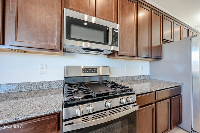 Building Photo - 25109 N 75th Ln