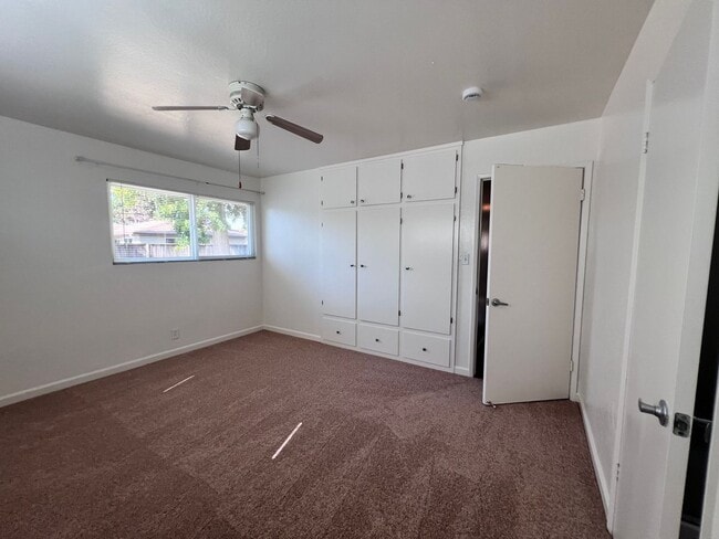 Building Photo - 40251 Laiolo Rd