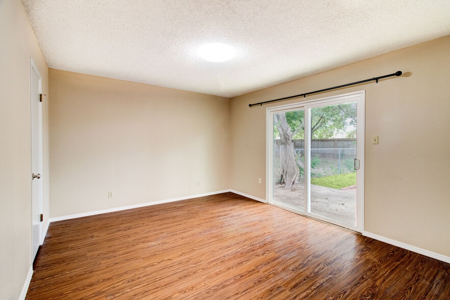 Building Photo - 7912 Echo Wind St