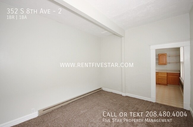 Building Photo - 352 S 8th Ave