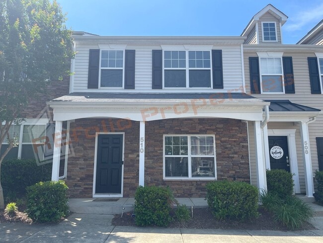Building Photo - 1304 Cozart St
