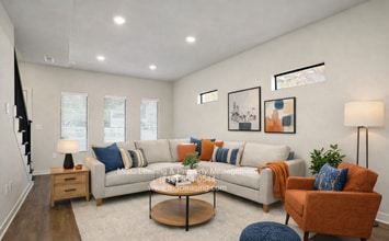 Building Photo - Oak Ridge Falls – Modern 3-Bedroom Townhome with 2-Car Garage