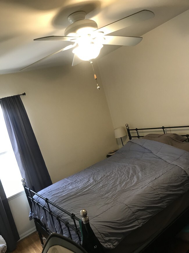 Master Bedroom - 10773 Northgate St