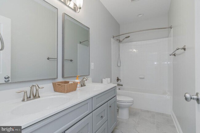 Building Photo - 11492 Wisteria Ln