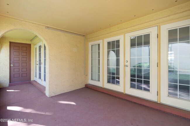 Building Photo - 6655 Bell Tower Ct